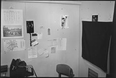 Thumbnail for Photographs of a class in session taught by John William Ward, 1972 October - Image 1