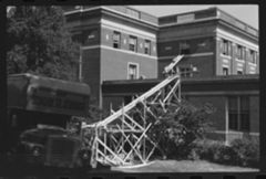 Thumbnail for Photographs of books being moved from Converse Hall to Robert Frost Library, 1965 July 14 - Image 1