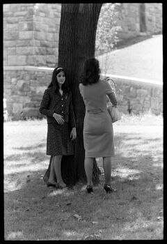 Thumbnail for Photographs of students arriving to campus, 1966 September 8 - Image 1