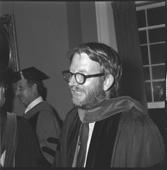 Thumbnail for Photographs of Convocation, 1971 September 9 - Image 1